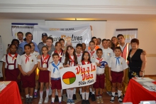 Actividad con pioneros y la colmenita